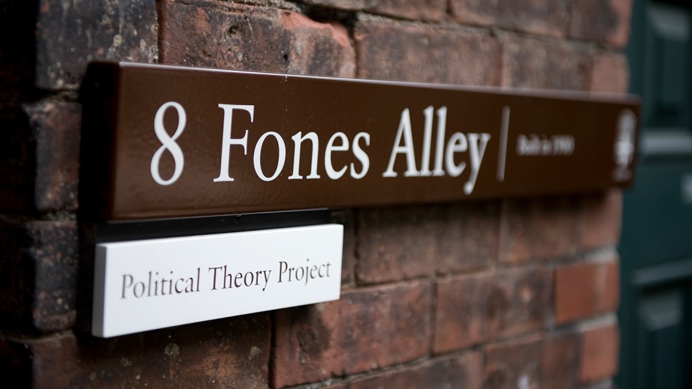 8 Fones Alley